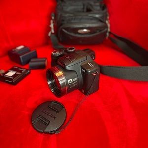 Panasonic LUMIX DMC FZ35